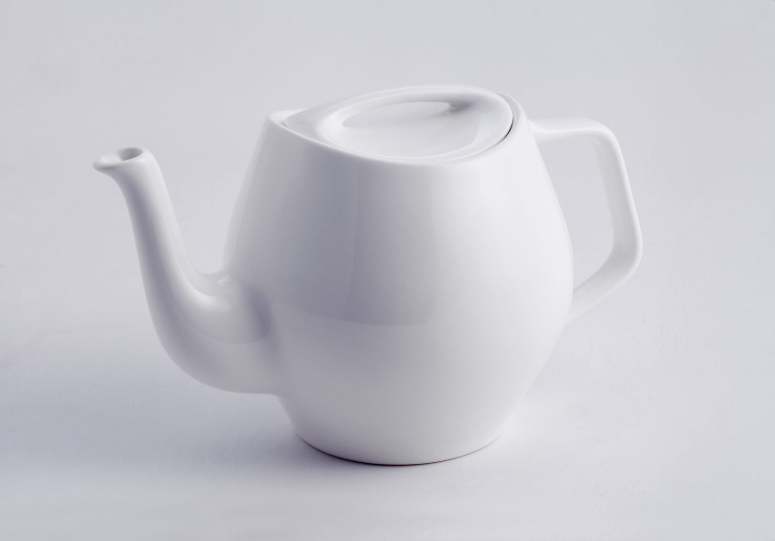 Architectmade-FJ-Essence-Teapot-Porcelain-Finn-Juhl