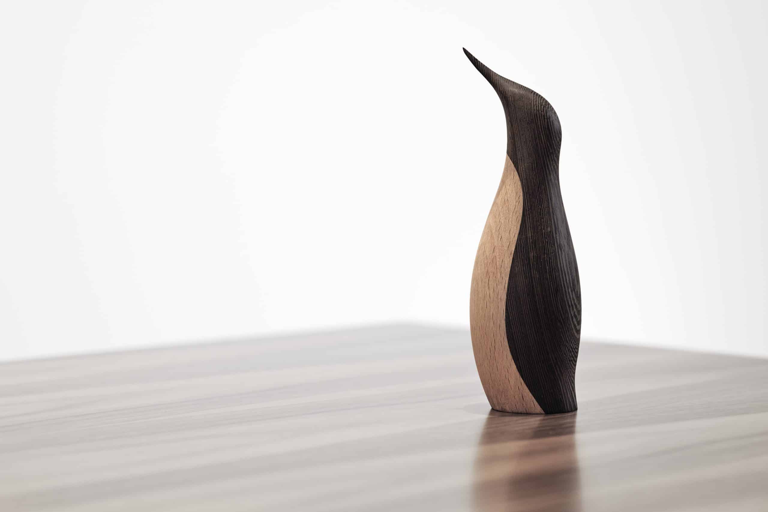 ARCHITECTMADE-Wenge-Penguin-Hans-Bunde-2